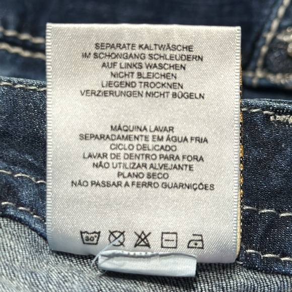 Miss Me Women’s Jeans Mid Rise Easy Boot 29 Inseam 31 1/2” Style #E3255EBR, EUC - Picture 14 of 14